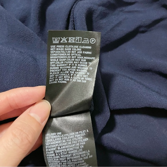 ✨Host Pick✨Uniqlo Cami Midi Dress in Navy - Picture 11 of 11